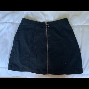 H&M black mini skirt